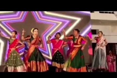 Energetic performance by Sadhana students